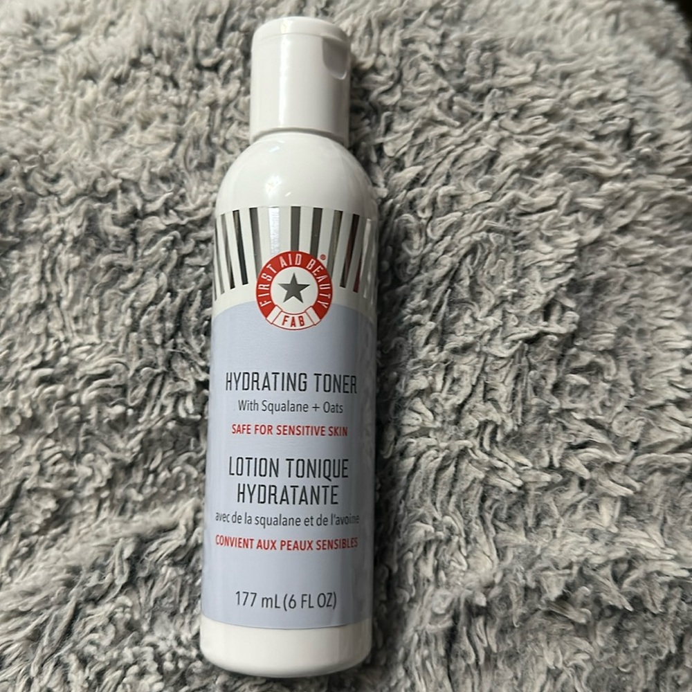 FIRST AID BEAUTY toner